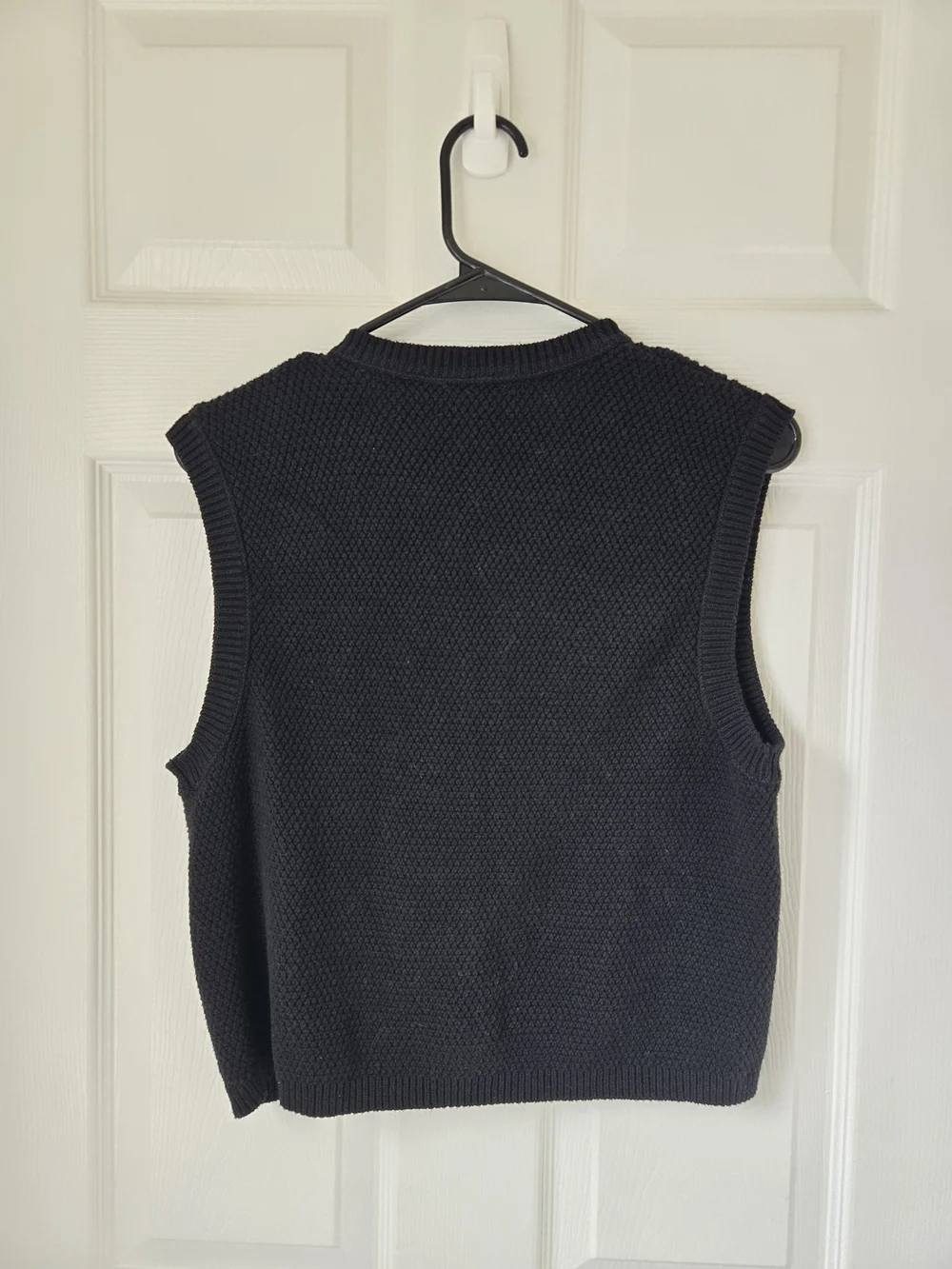 Lizsport Vintage Black Cable Knit Button-Front Sweater Vest Size Medium - Picture 3 of 5
